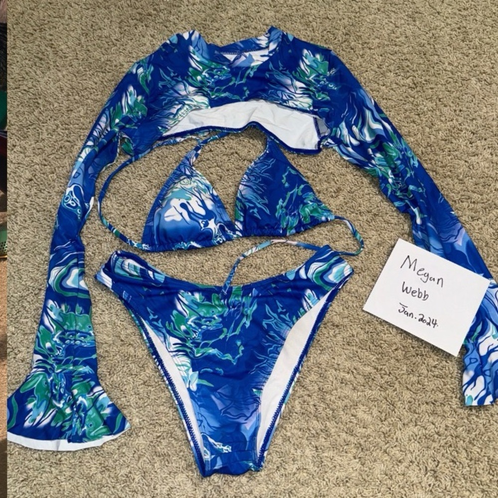 Three-piece blue and coral rave EDM concert set outfit